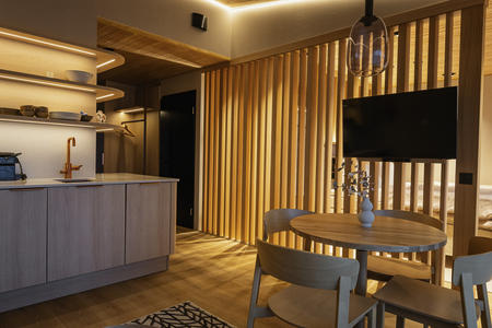 Essbereich und Küche, Fluss Apartment