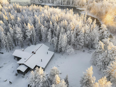 Restaurant an einem eisigen Wintertag