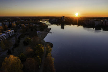Herbstabend am Oulu Fluss, Foto Visit Oulu