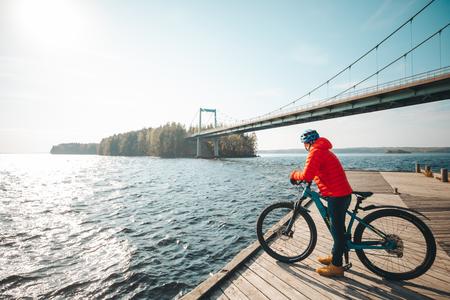 E-Mountainbike-Tour am Ufer des Päijänne-Sees (c) Julia Kivela