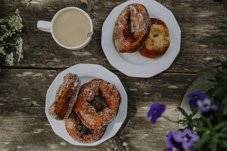 Finnische Süßspeisen Munkki (c) Julia Kivelä/Visit Finland