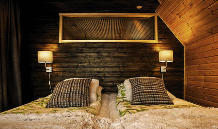 Arctic-Vogelhäuschen mit 2 Schlafzimmern, Kamin, Sauna und Terrasse mit Outdoor-Jacuzzi