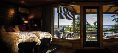 Luxus-Vogelnest mit Elektro-Kamin, Sauna und Terrasse mit Outdoor-Jacuzzi
