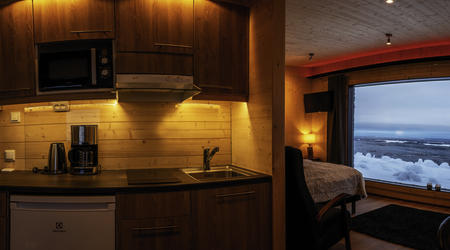 Nordlicht-Vogelhäuschen mit Sauna und Terrasse mit Outdoor-Jacuzzi