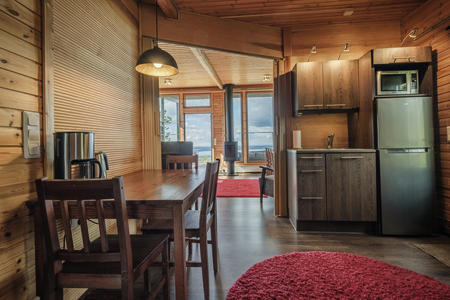Panorama-Vogelhäuschen mit 1 Schlafzimmer, Kamin, Sauna und Terrasse mit Outdoor-Jacuzzi