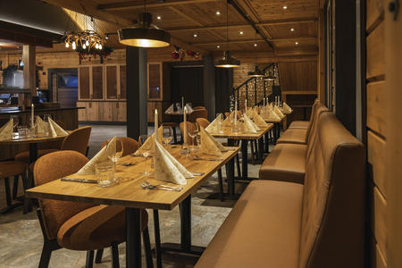 Restaurant im Harriniva Adventure Resort