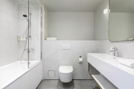 Badezimmer, Standard Doppelzimmer
