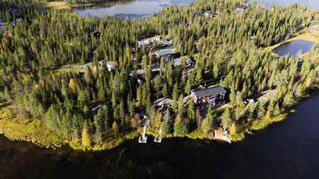 Das Iisakki Village von oben