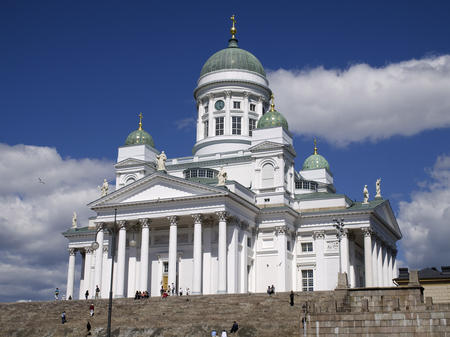 Der Dom von Helsinki am Senatsplatz