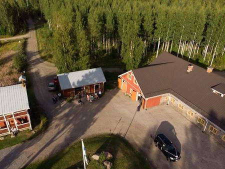 Hof Kumpunen von oben (c) Kumpunen