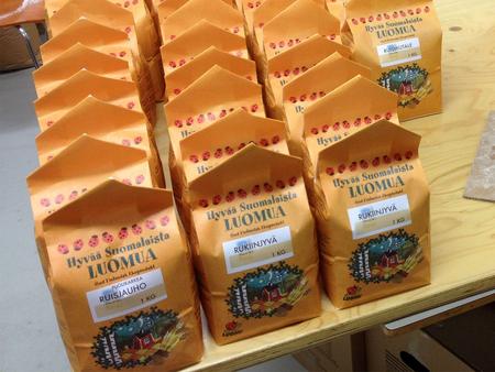 Mehl aus dem hofeigenen Getreide (c) Kumpunen