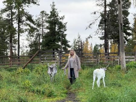 Zu Besuch auf der Rentierfarm (c) Soma Adventures