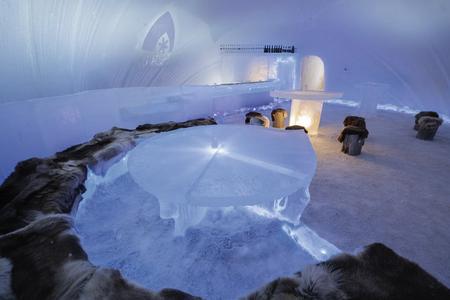 Arctic Snow Hotel - Eisbar